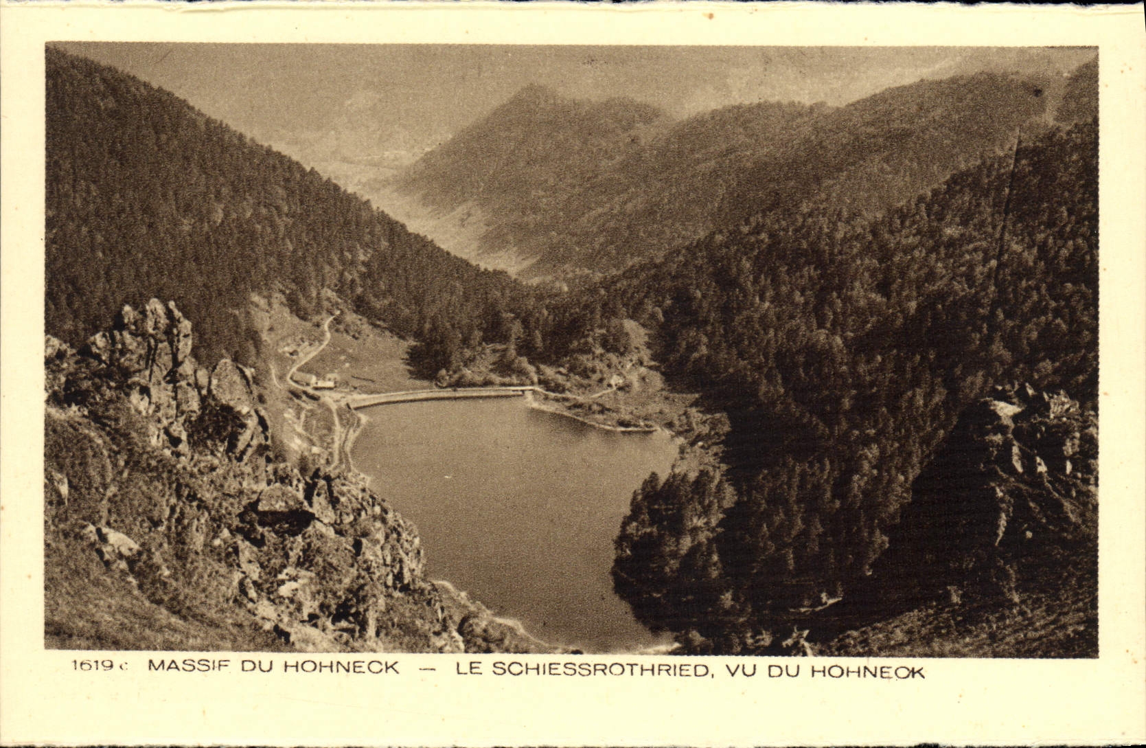 Massif du Hohneck — Le Schiessrothried, vu du Hohneck — 1619c