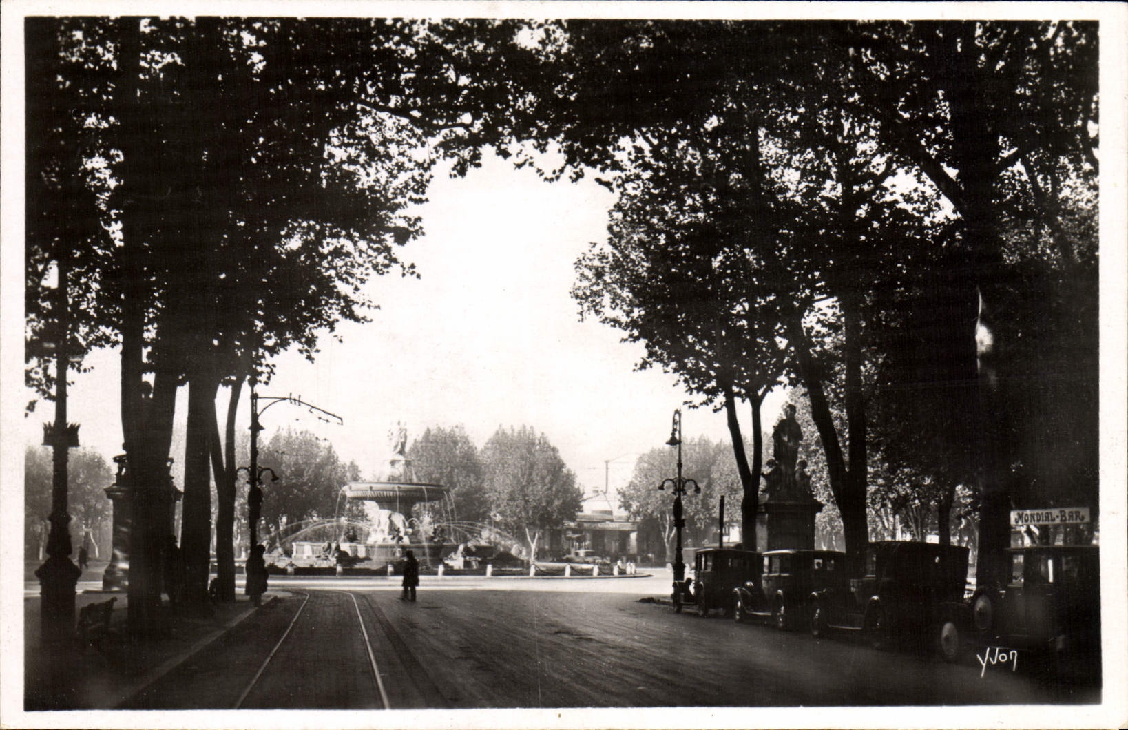 Place du Marché — Aix-en-Provence — Les Éditions 'La Douce France'