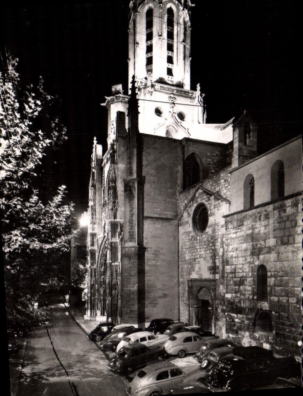 Aix-en-Provence — Kathedrale Saint-Sauveur — Fassade und Turm (15. Jahrhundert) — La Clé du Roy Rend