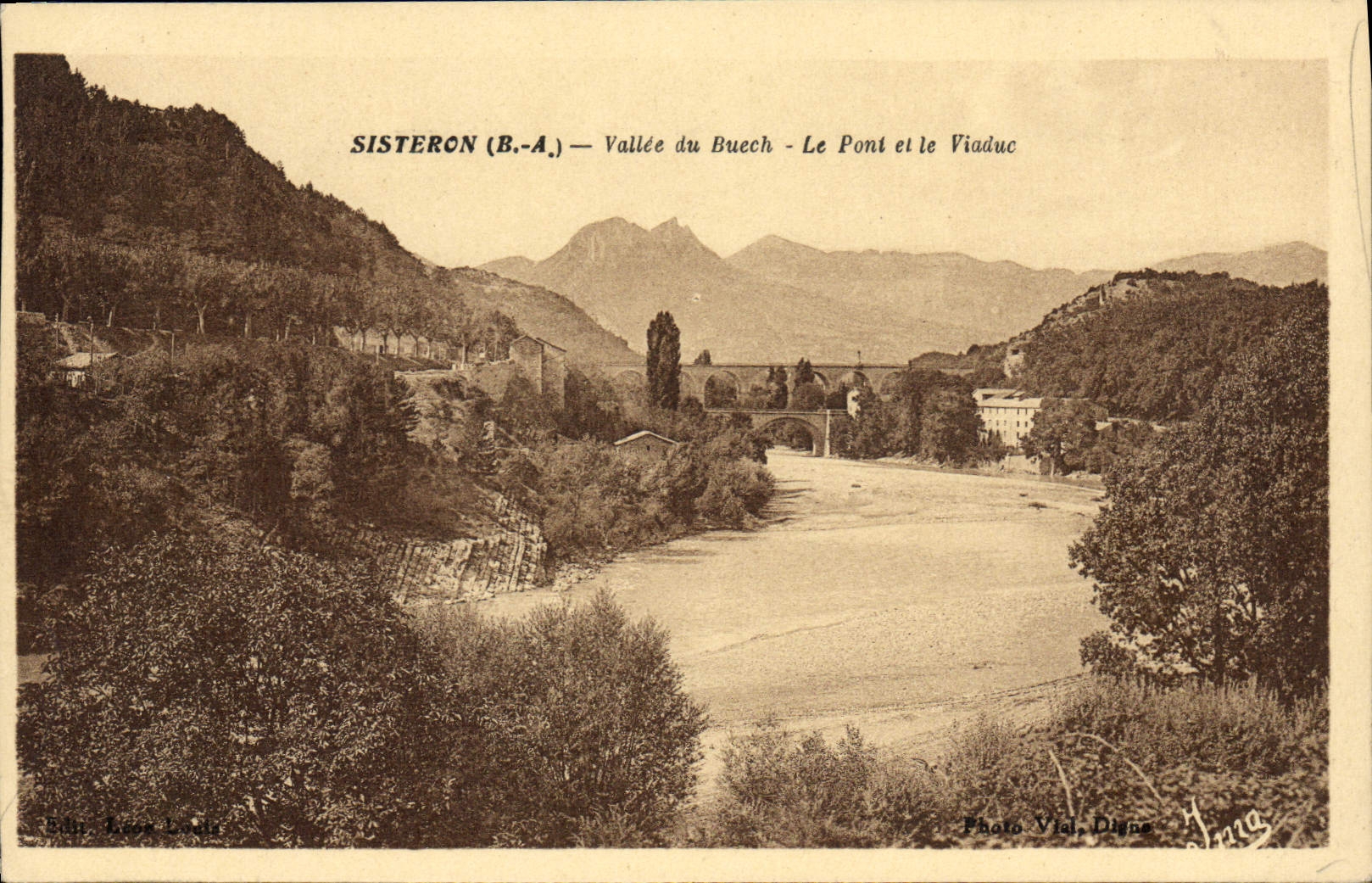 Sisteron (B.-A.) — Vallée du Buech — Le Pont et le Viaduc