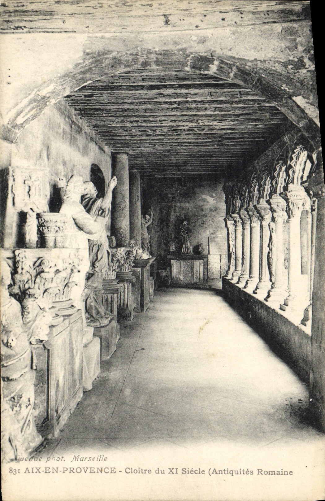 Aix-en-Provence — Cloître du XIe siècle (Antiquités Romaine) — Guende phot. Marseille, n°83r