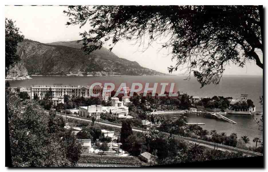 CPM Beaulieu Sur Mer La baie des Fourmis La villa Kerylos Au fond le cap d'Ail