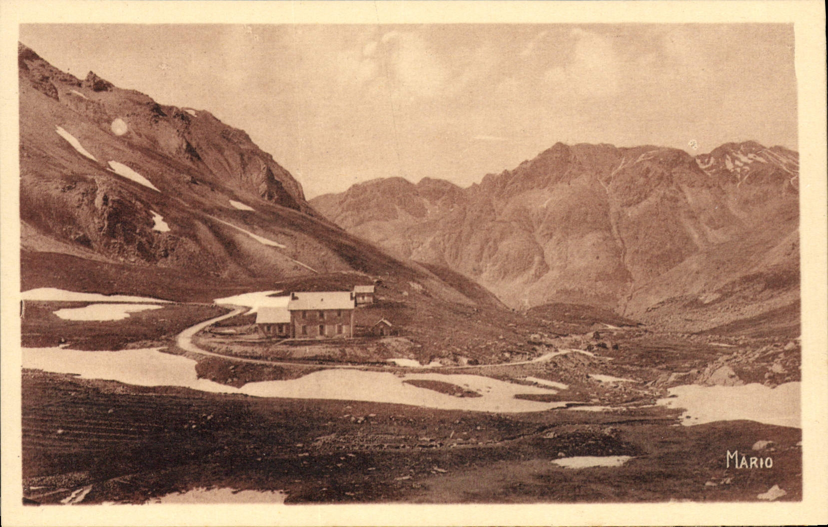CPA Route des Alpes Col de la Cayolle et le Refuge