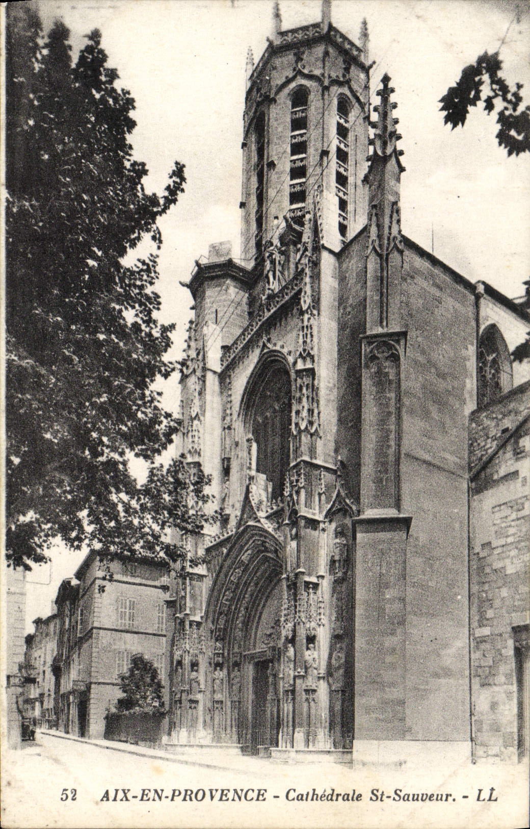 Aix-en-Provence — Cathédrale Saint-Sauveur — L.L. — n°52