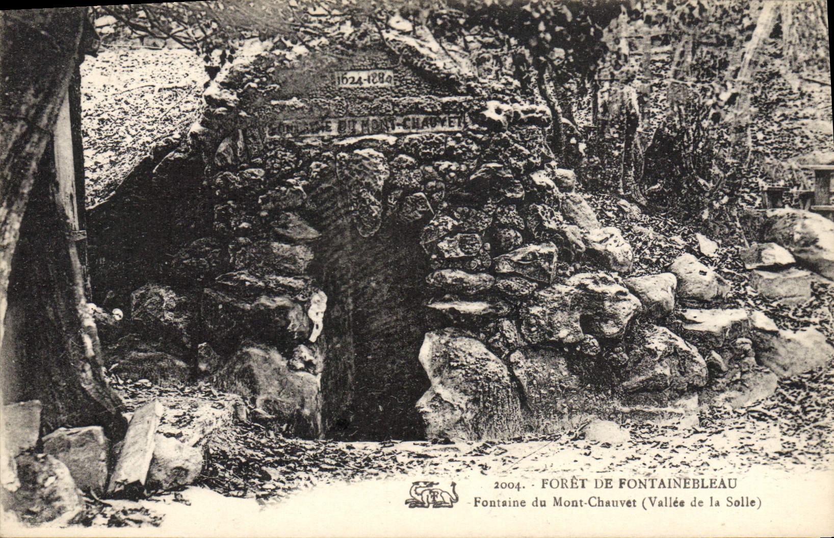 Fontaine du Mont-Chauvet — Forêt de Fontainebleau (Vallée de la Solle) — 2004