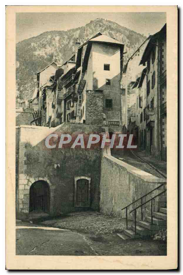 Briancón — Les Remparts et la Rue Mercerie — Édition L. MAURICE Briancón