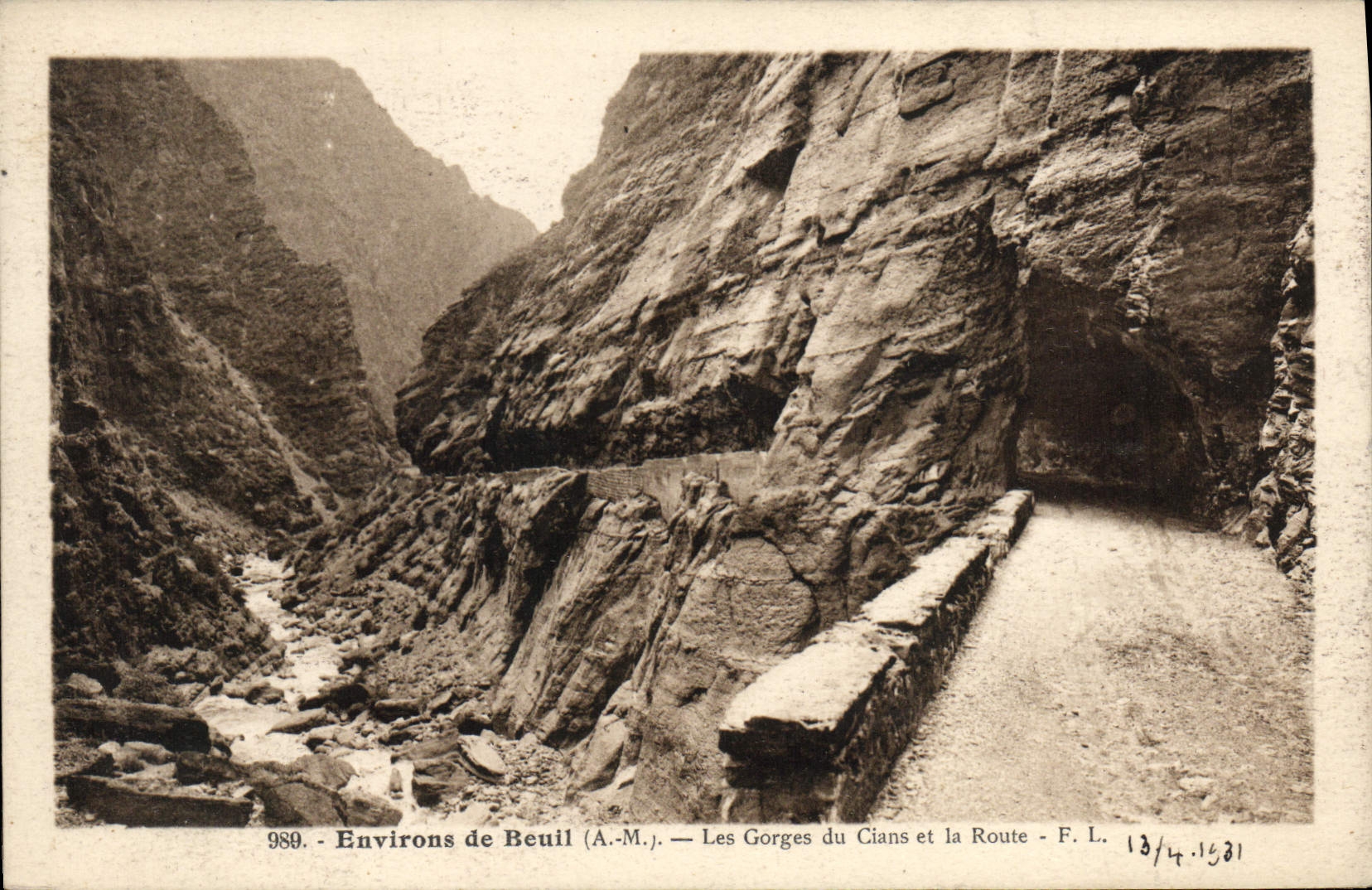 CPA Environs De Beuil Les Gorges Du Cians Et La route