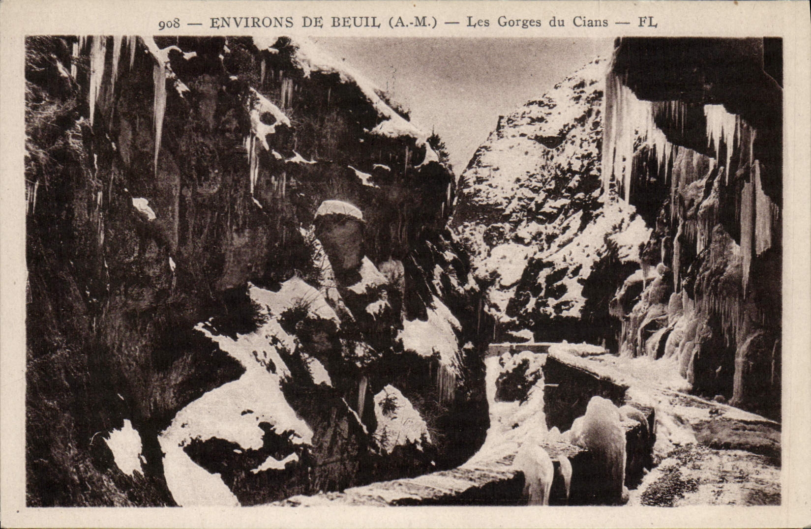 CPA Environs De Beuil Les Gorges Du Cians Et La route