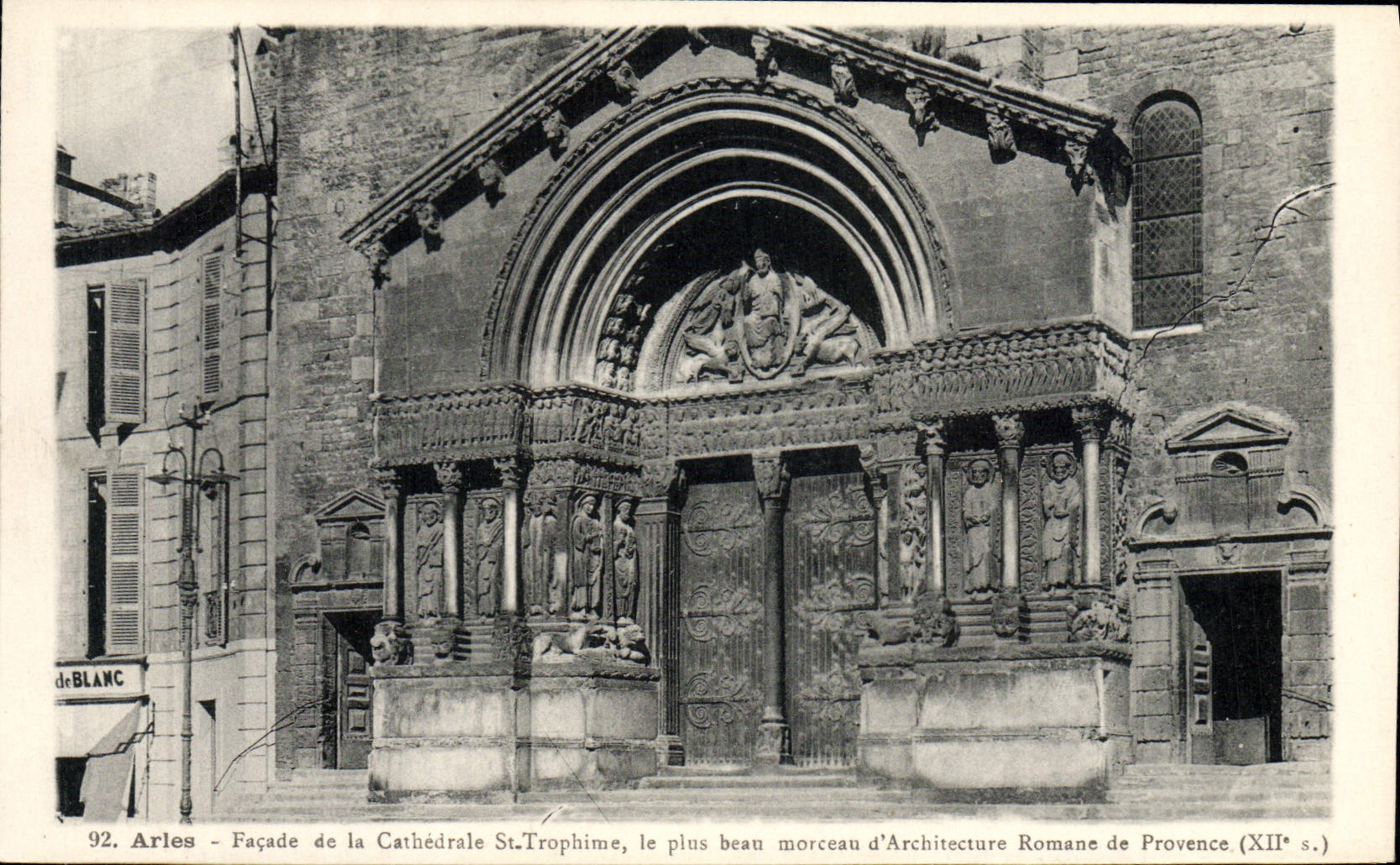 CPA Arles Facade De La Cathedrale St Trophime