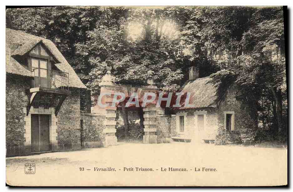 CPA Versailles Petit Trianon Le Hameau La ferme