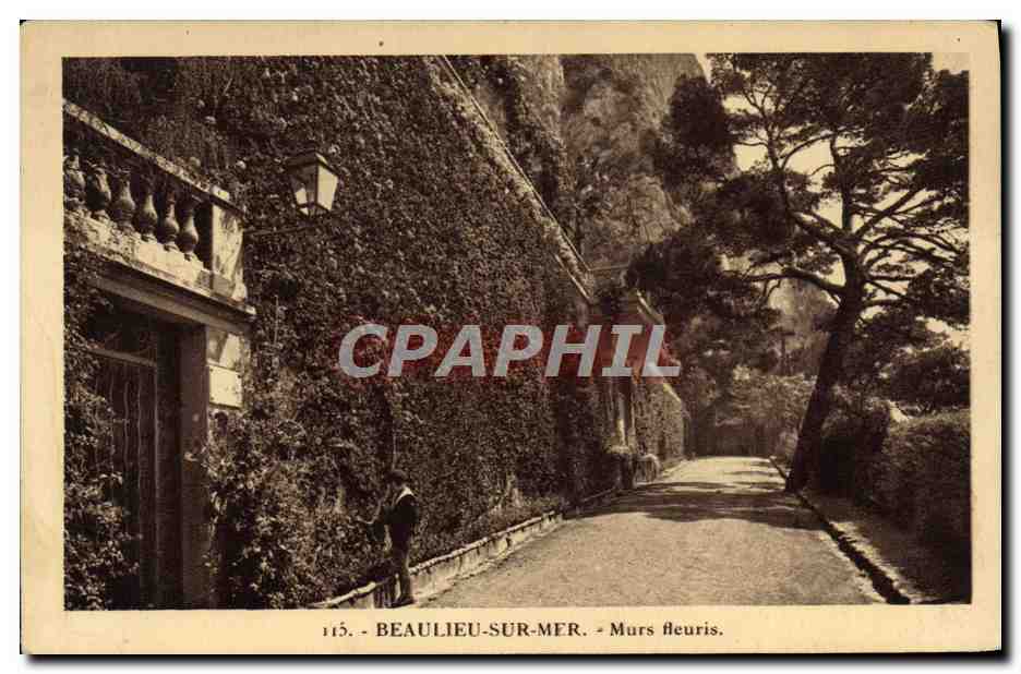 CPA Beaulieu Sur Mer Murs fleuris