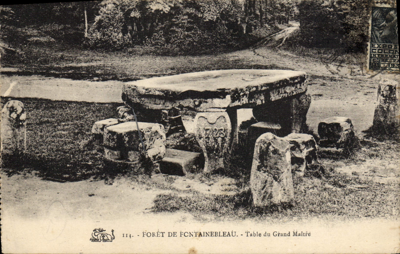 Bosque de Fontainebleau — Mesa del Gran Maestre — Editor Exposición Colonial 1925, n°114