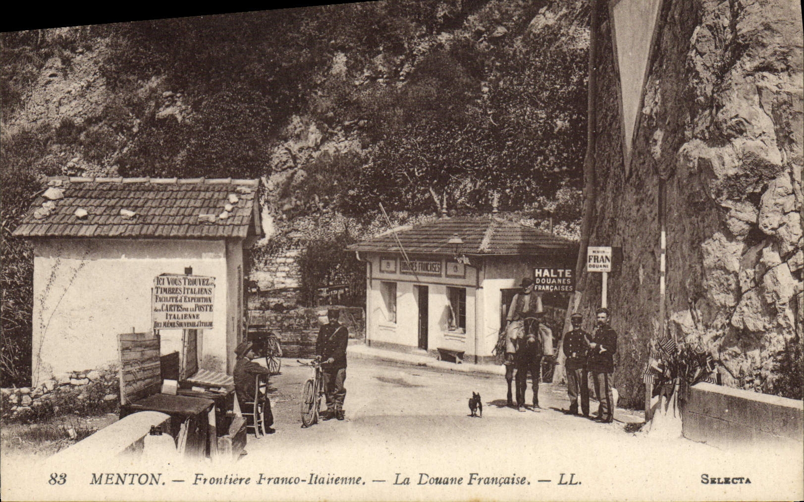 CPA Douanes Douaniers Menton Frontiere franco italienne La douane francaise 
