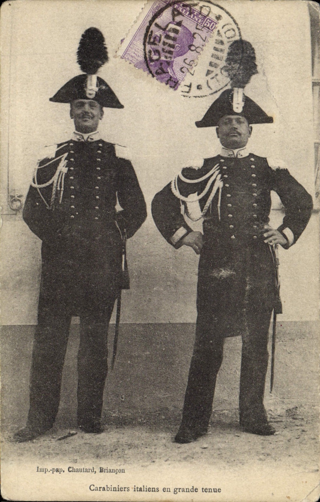 Carabiniers italiens en grande tenue — Imp. pap. Chautard, Briançon