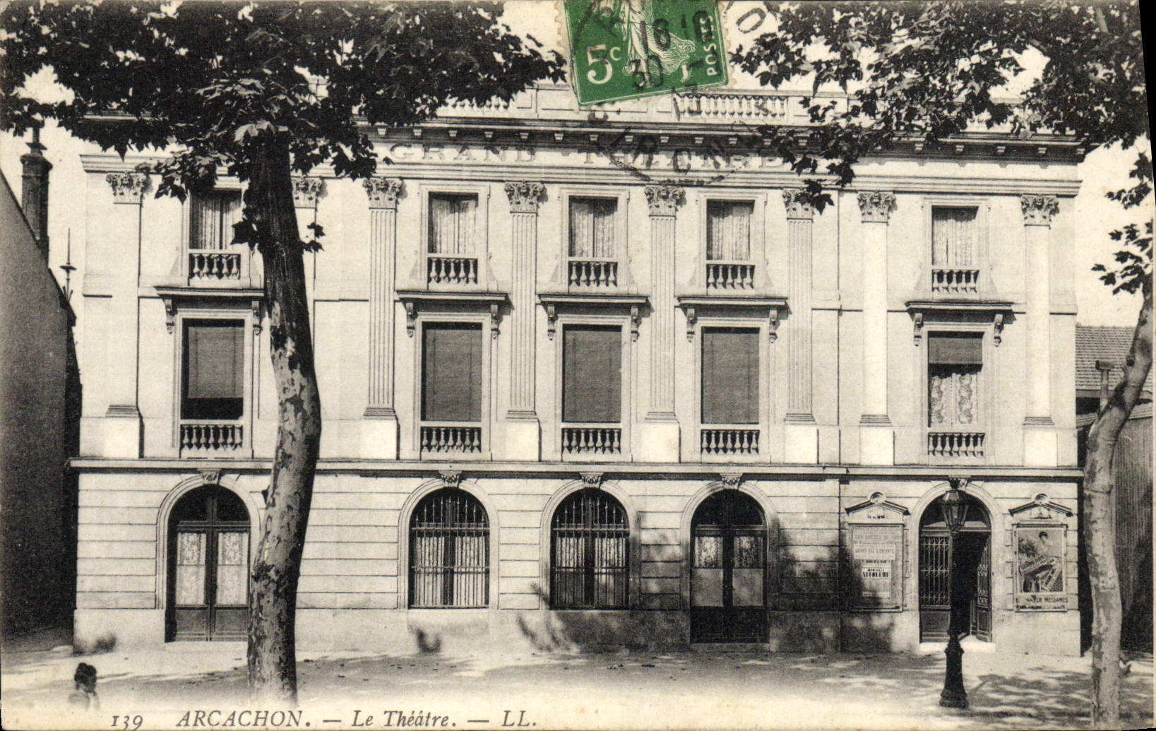 CPA Arcachon Le Theatre 