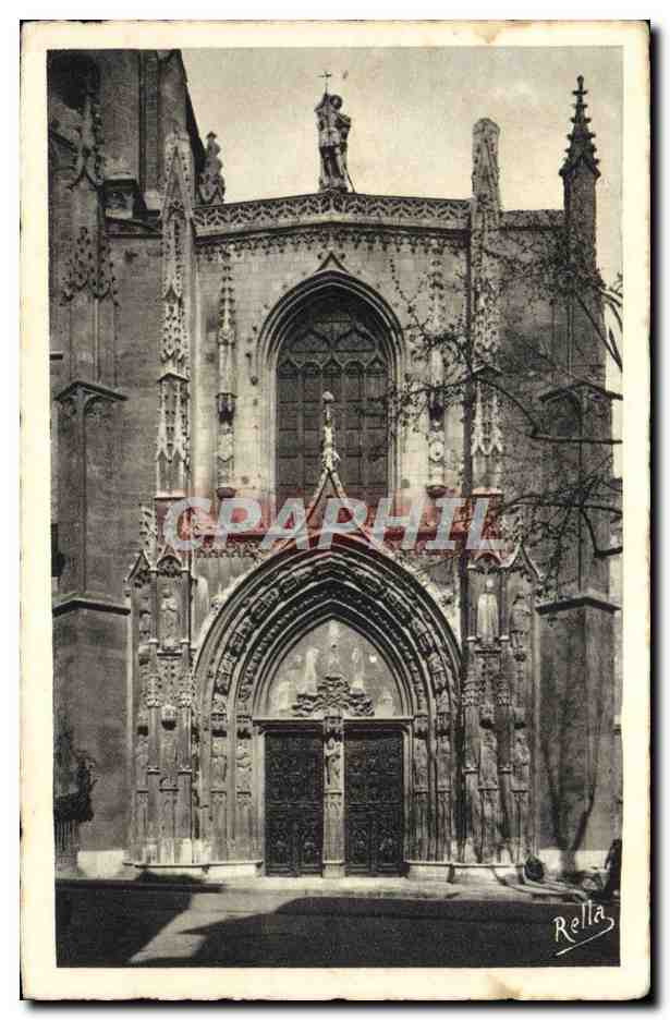 Aix-en-Provence — Gothic entrance of the Saint-Sauveur Cathedral — Rellta