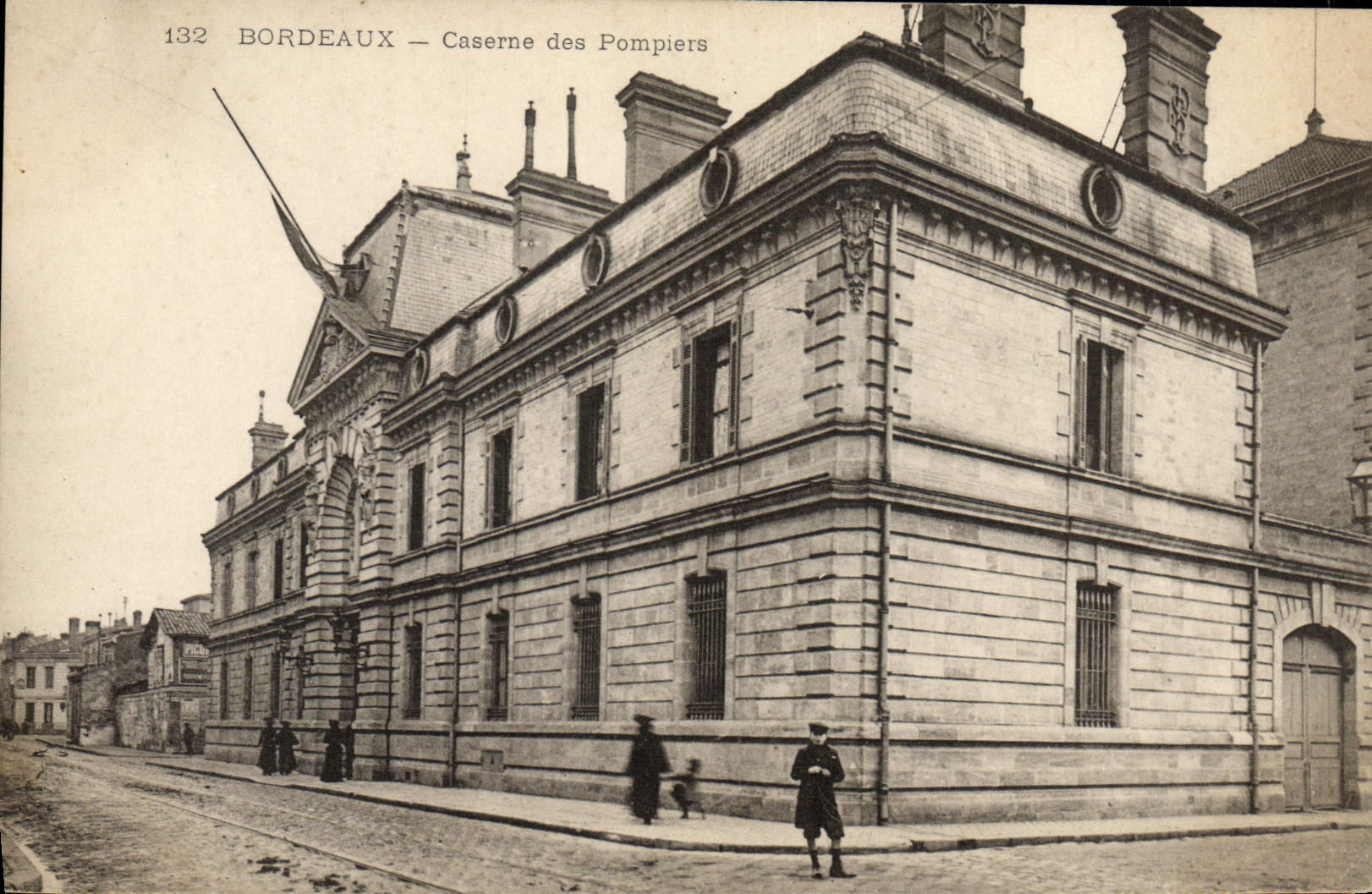 Bordeaux — Caserne des Pompiers — Éditeur : 132