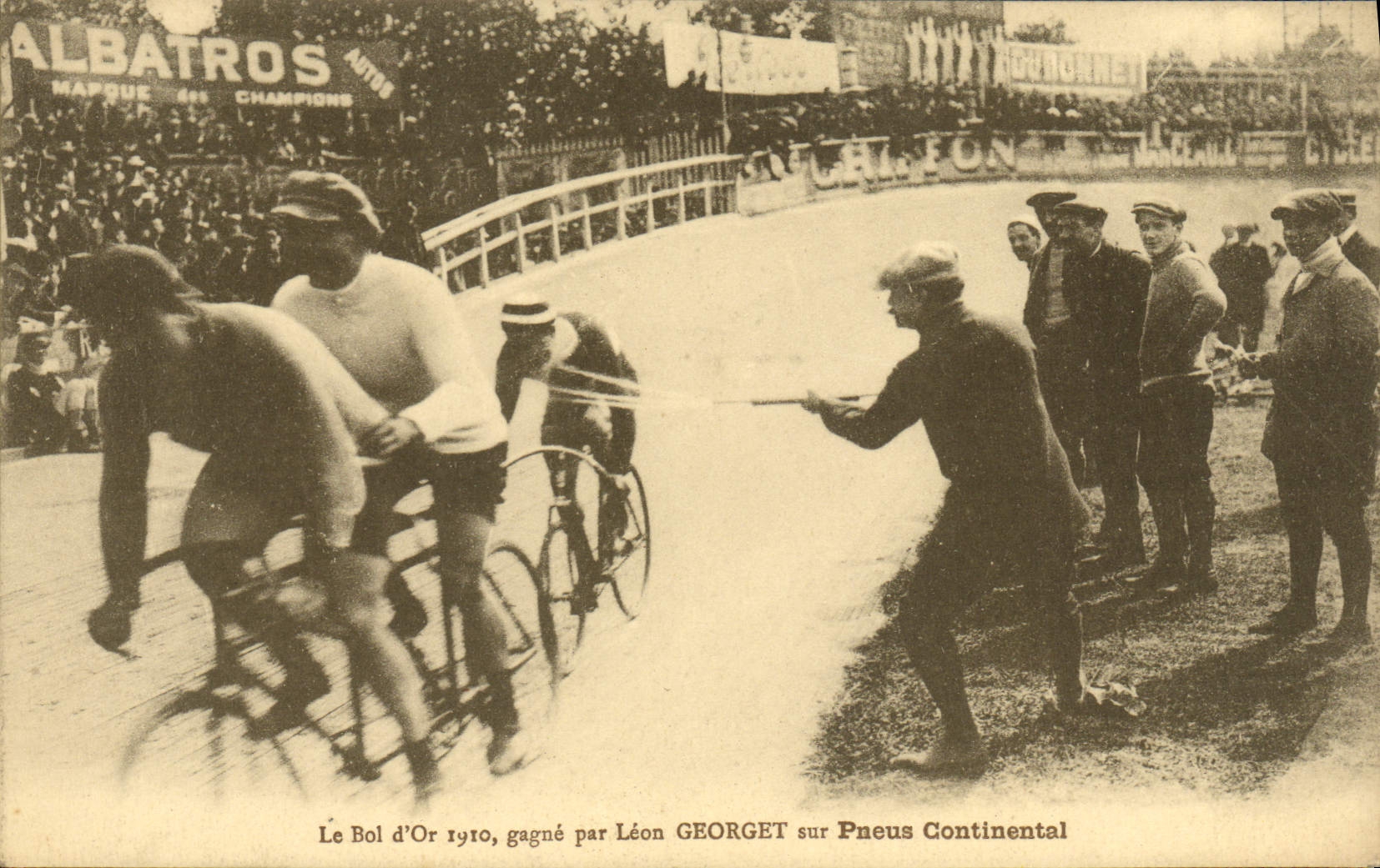Le Bol d'Or 1910 — gagné par Léon GEORGET sur Pneus Continental — éditeur non visible