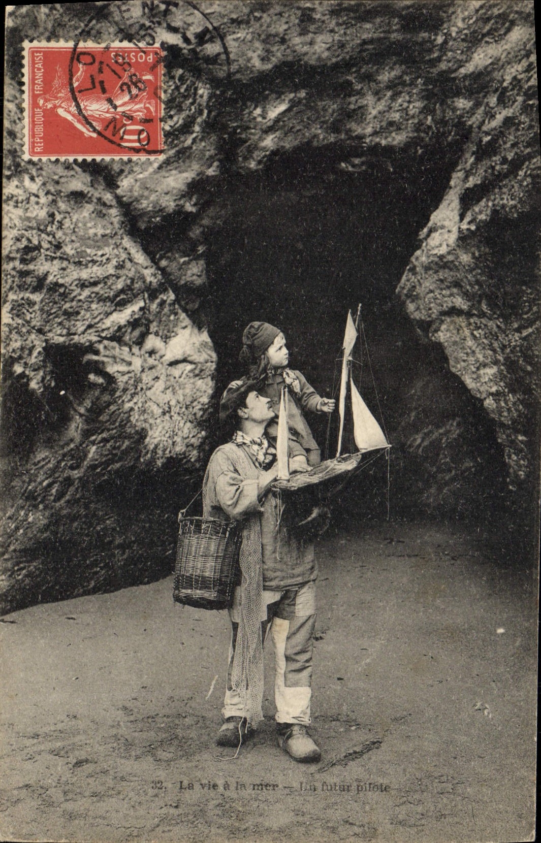 La vie à la mer — Île futur pittoresque — Éditeur non identifié, n° 32