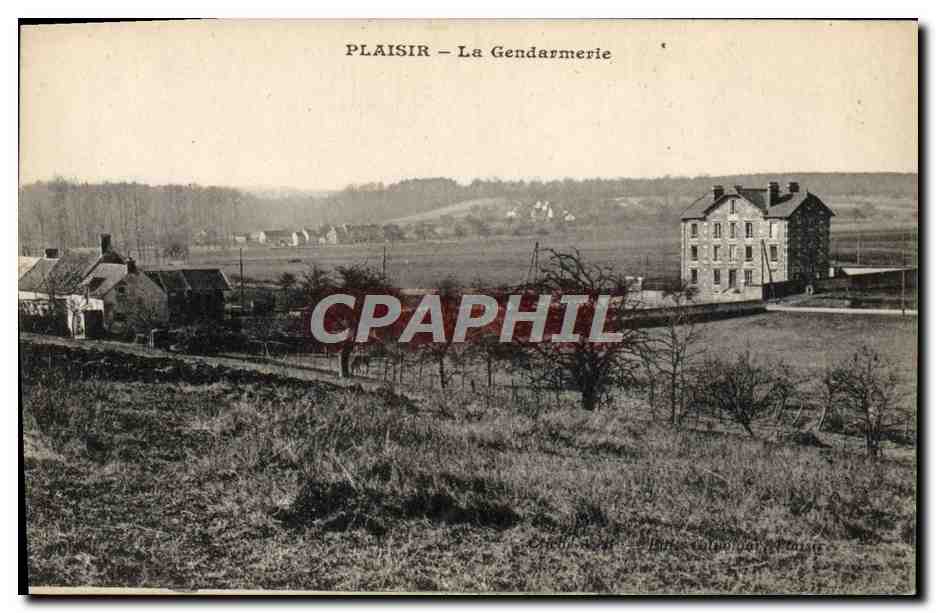 CPA Police Policier Plaisir La gendarmerie 