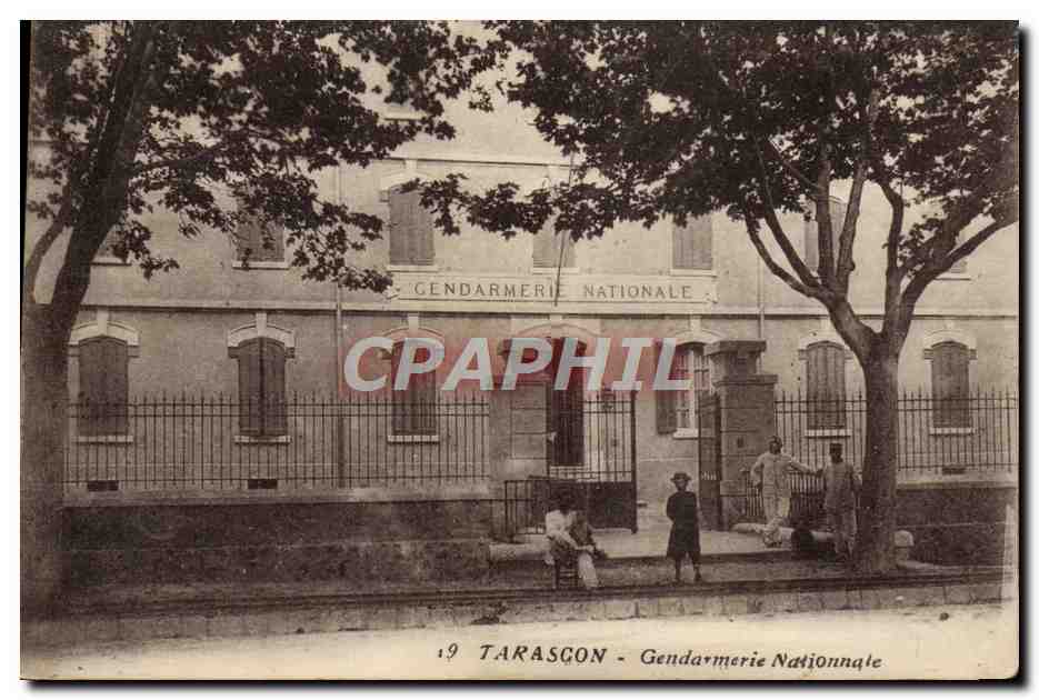 CPA Police Policier Tarascon Gendarmerie Nationale 