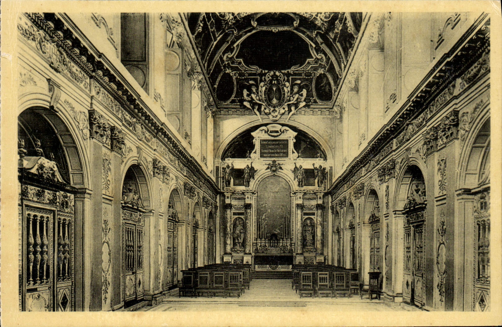 Kapelle der Heiligen Dreifaltigkeit — Schloss Fontainebleau — Edition des Musées Nationaux