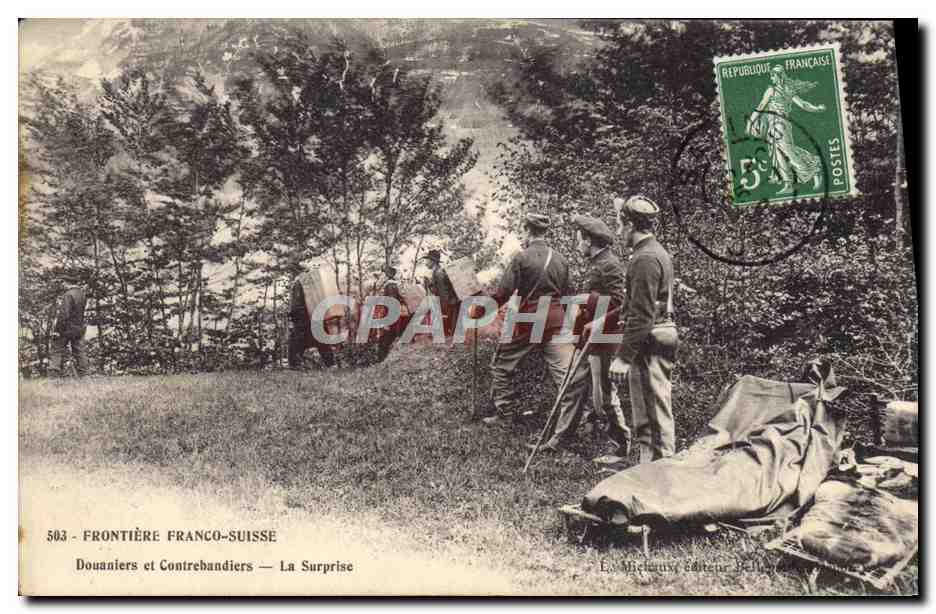 CPA Douane Douanes Douanier Frontiere Franco Suisse Douaniers et contrebandiers La surprise 