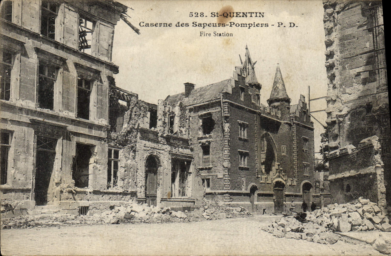 St-Quentin — Caserne des Sapeurs-Pompiers détruite — n° 528