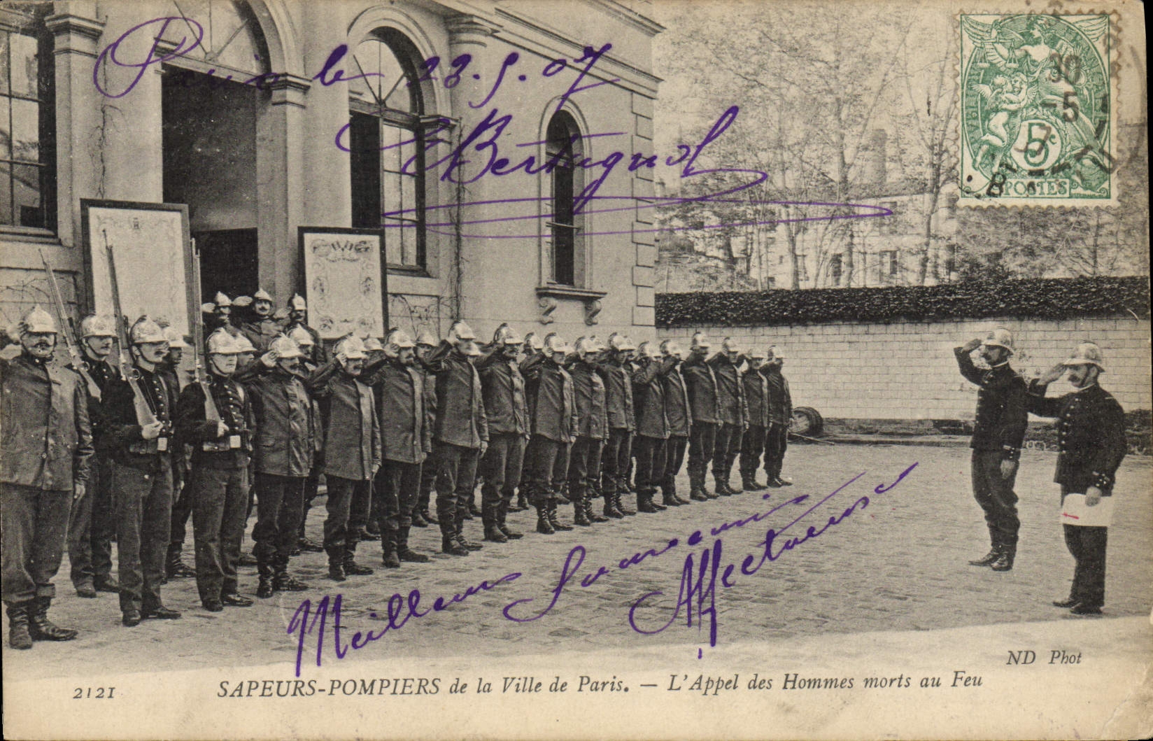 CPA Sapeurs Pompiers de la ville de Paris L'appel des hommers morts au feu