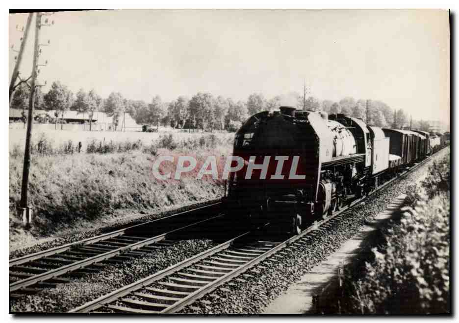 CPM Train Le Plessis Belleville Paris Soissons