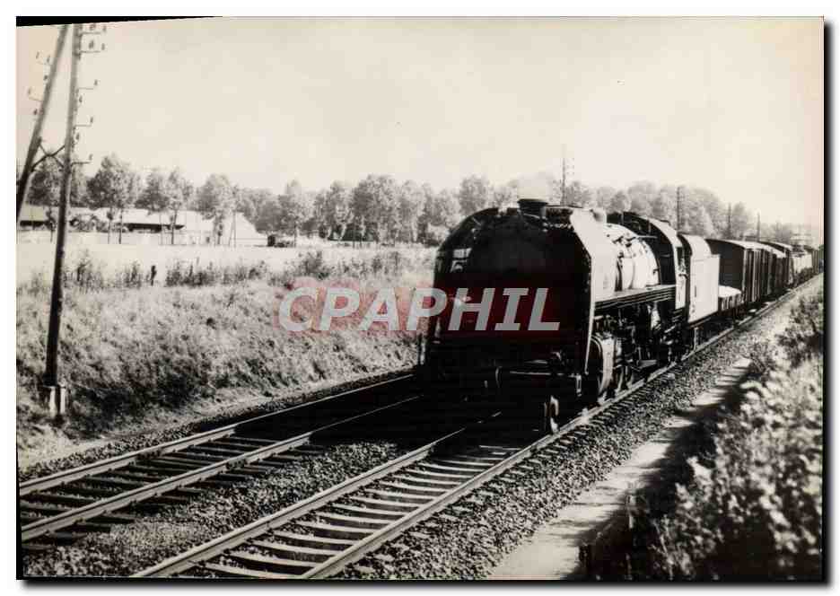 CPM Train Le Plessis Belleville Paris Soissons 