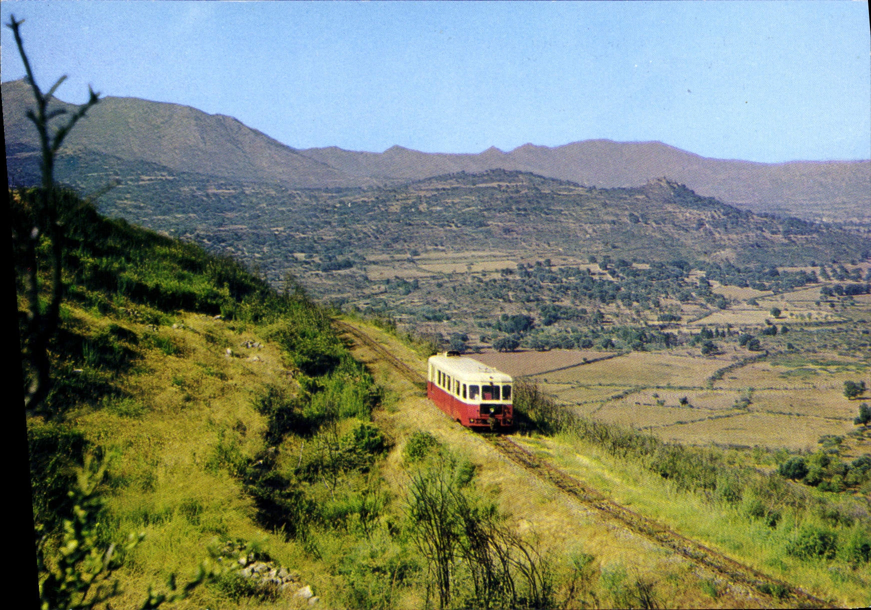 CPM Train Chemin de fer de la Corse Autorail Billard venant de Belgodere sur la ligne de la Balagne Corsica