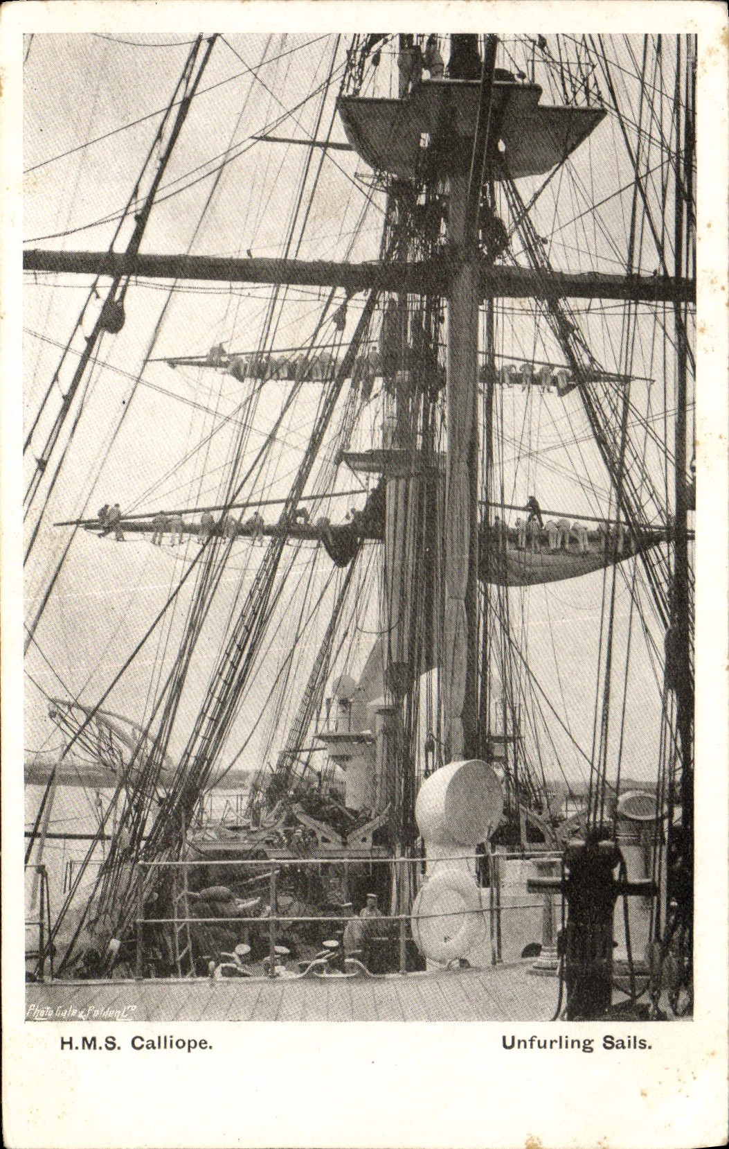 CPA Bateau HMS Calliope Unfurling Sails 