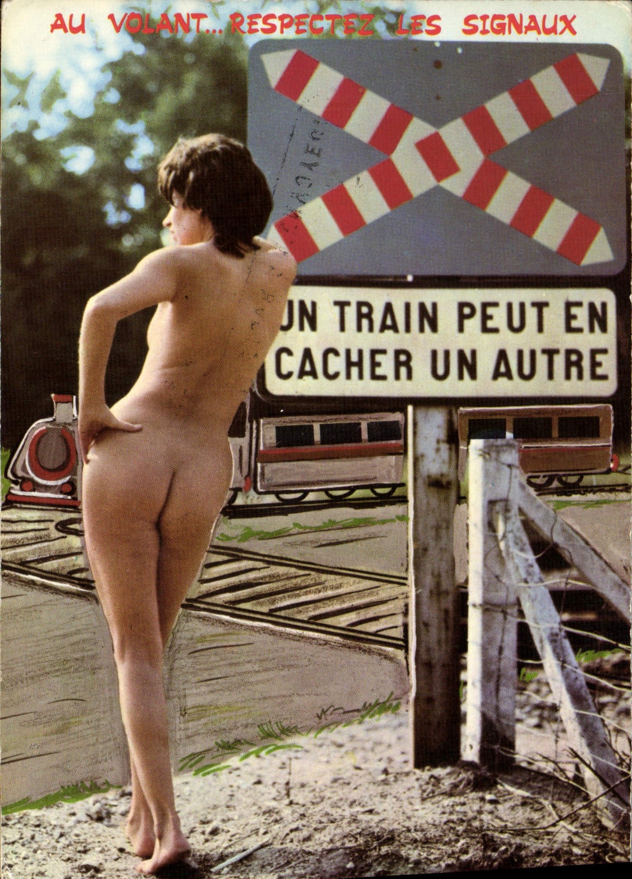 CPM Nu erotique Femme Train Au volant respectez les signaux