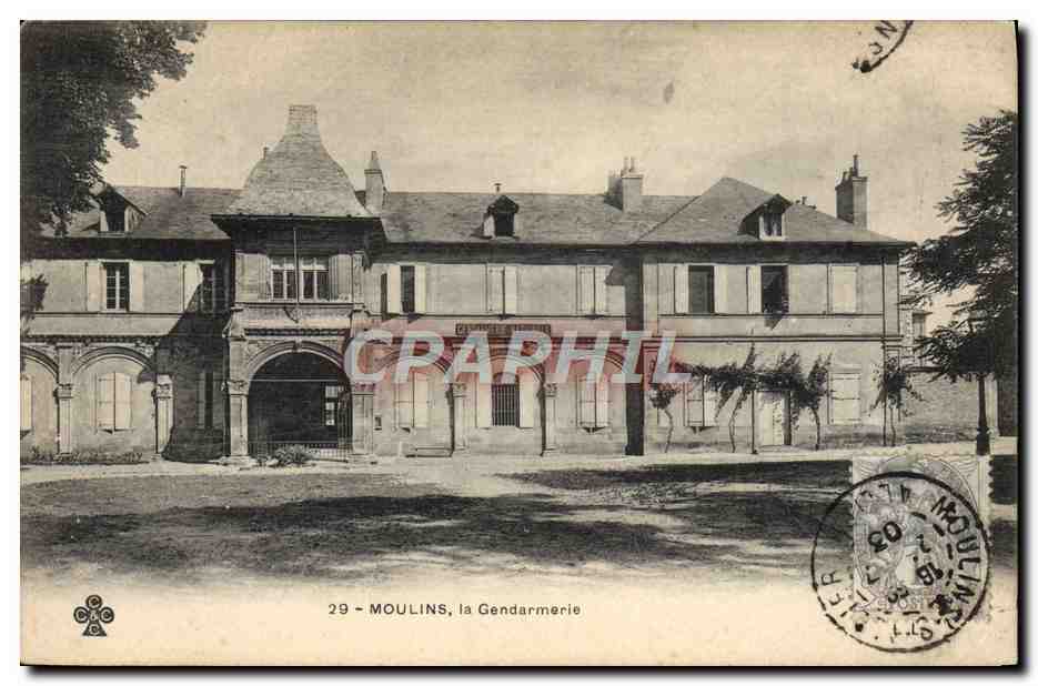 CPA Moulins Gendarmerie 