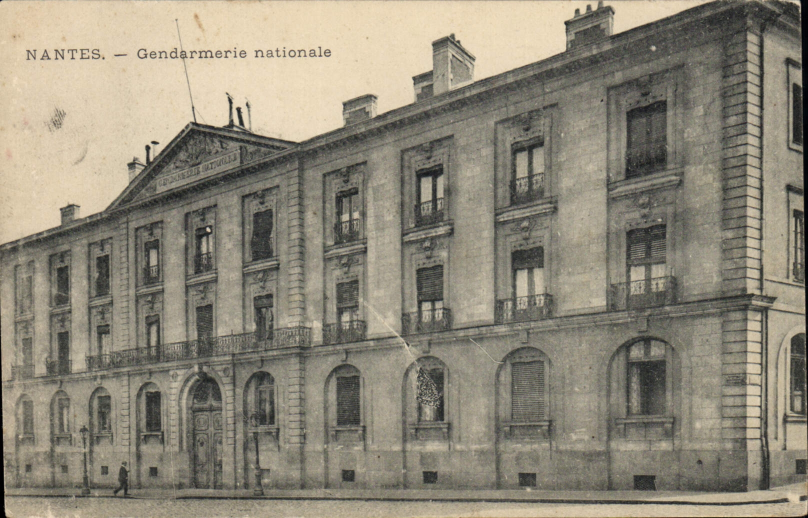 NANTES — Gendarmerie nationale — Éditeur inconnu, n° de série non visible