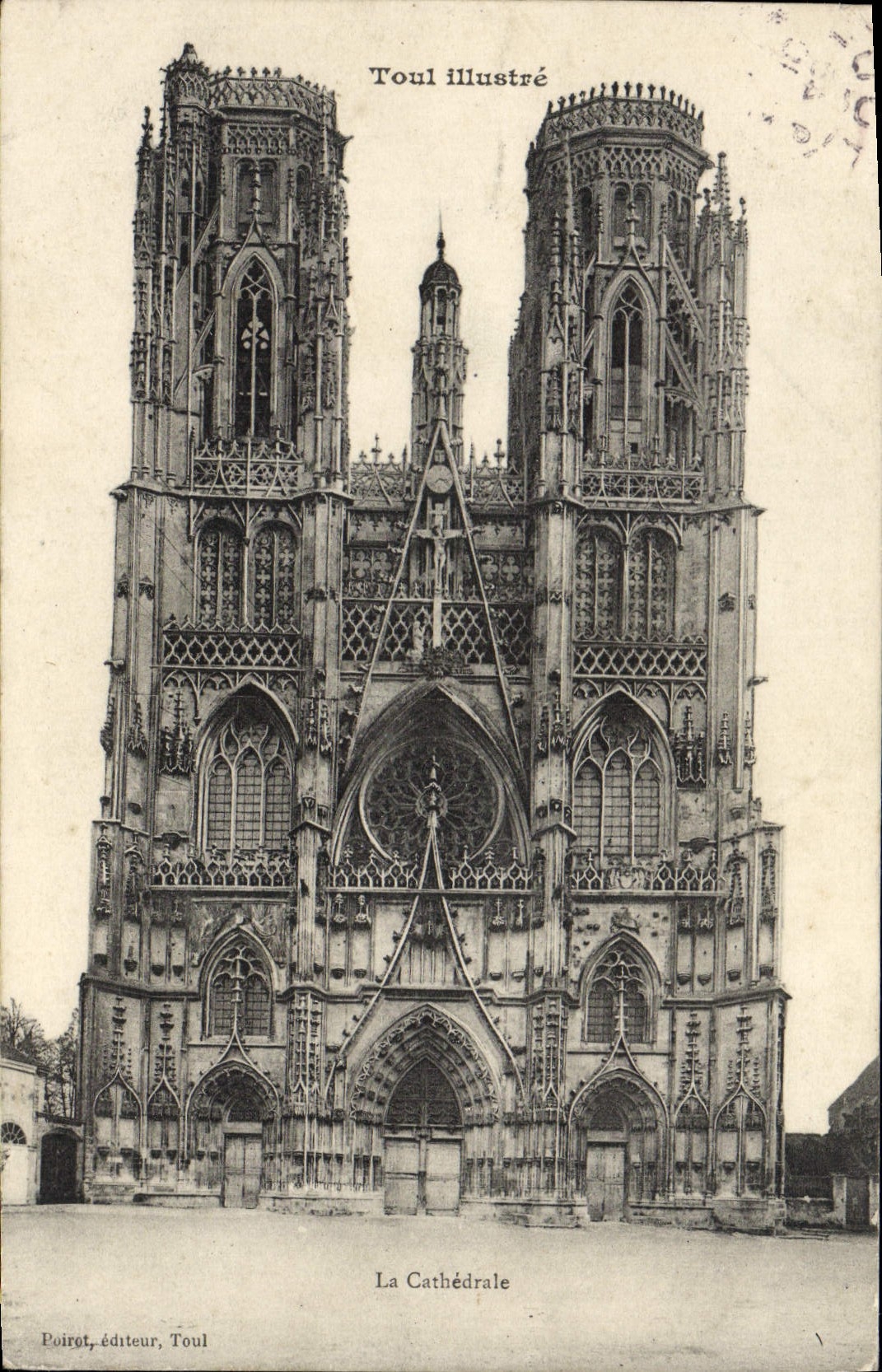 CPA Toul Illustre La Cathedrale