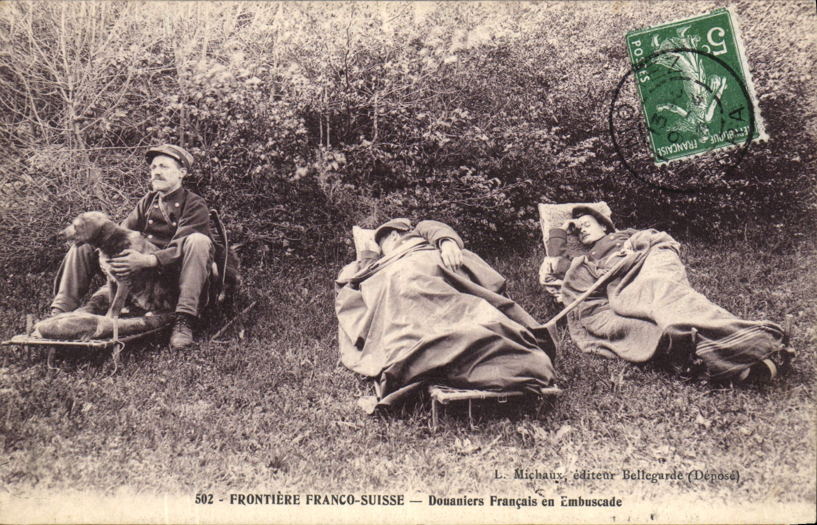 CPA Douanes Frontiere Franco Suisse Douaniers francais en embuscade Chien 