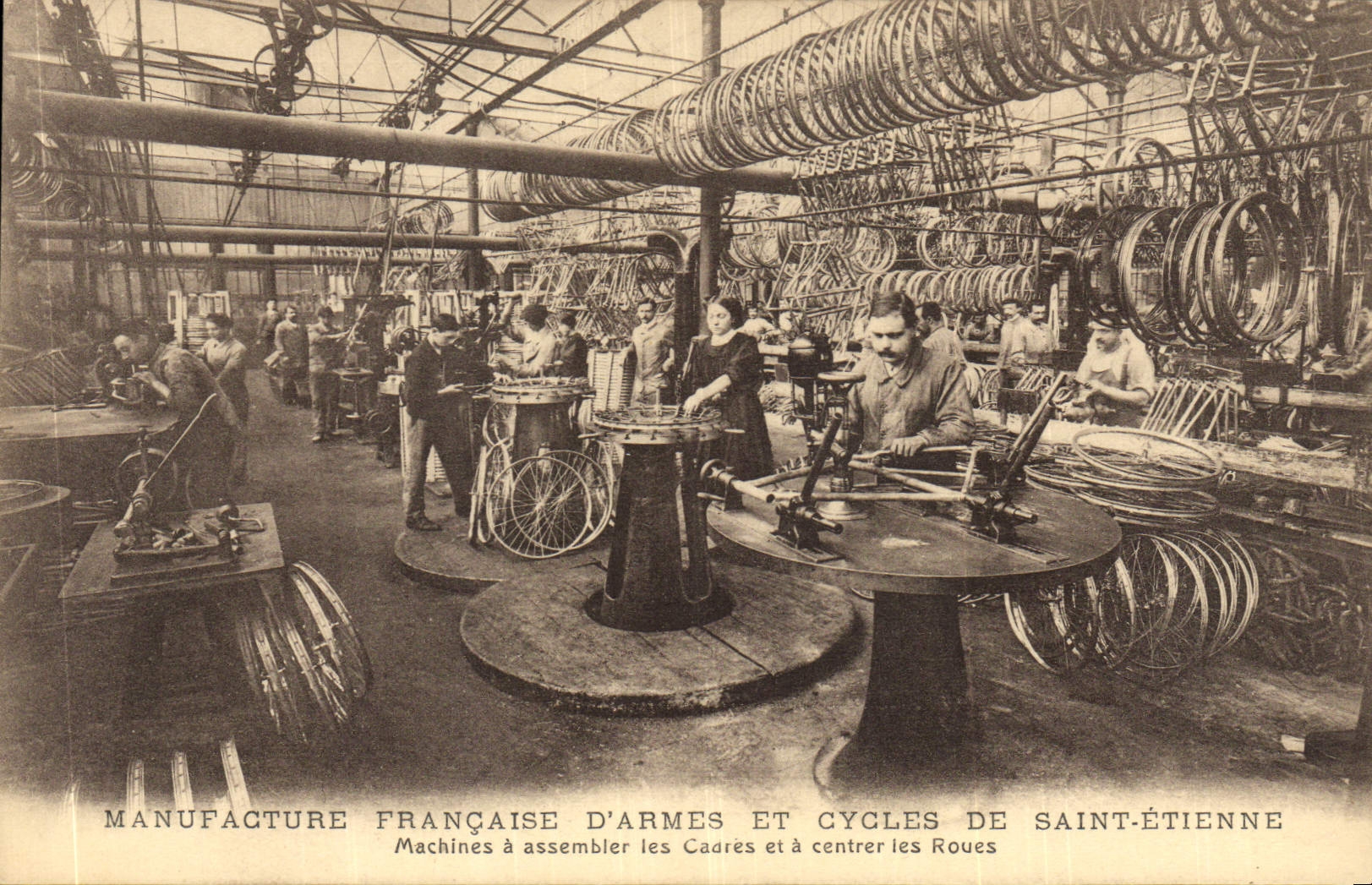 Manufacture Française d'Armes et Cycles de Saint-Étienne — Machines à assembler les Cadres et à centrer les Roues