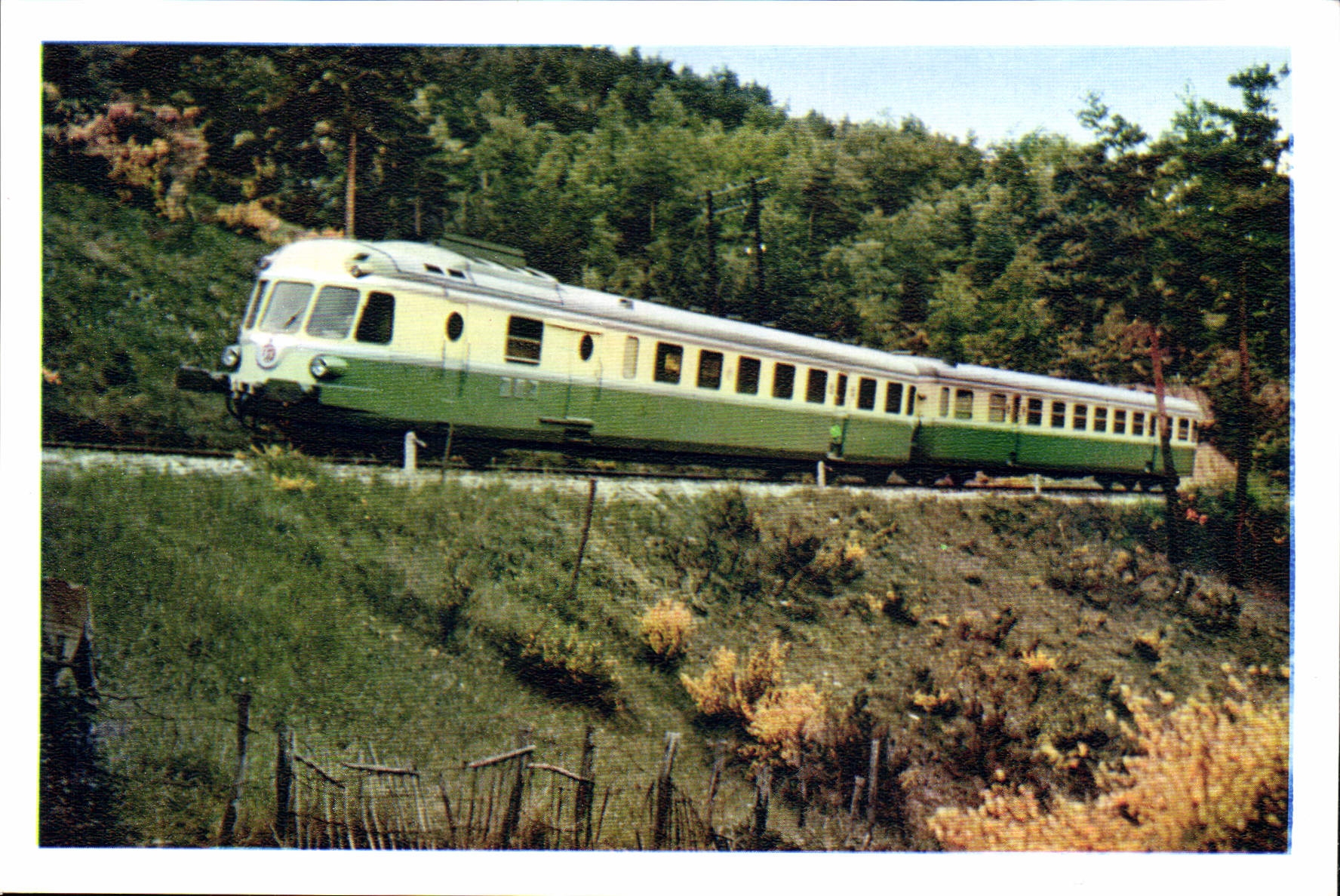 CPM Chemins de Fer Train Rame a grands pacours RGP en cours d'essais 