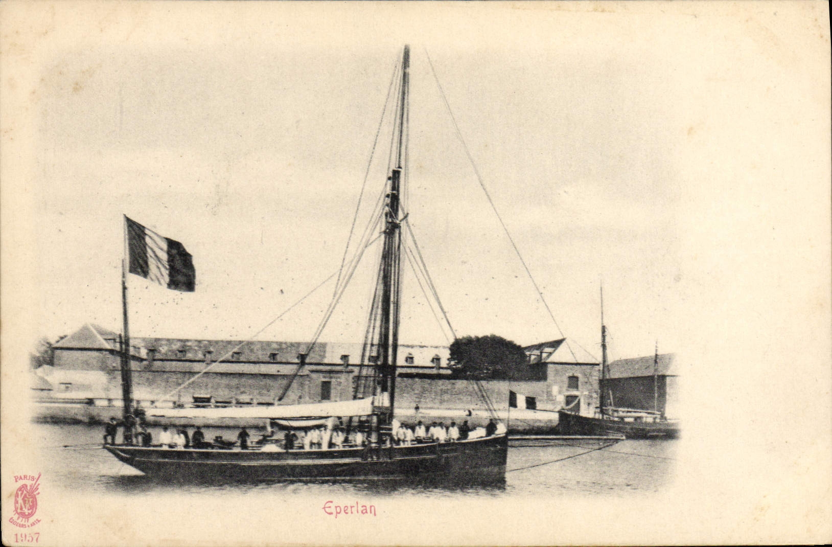 Épernay — Bateau à voile avec drapeau français — Paris, Éditeur Paris, n° 1957 - Anverso