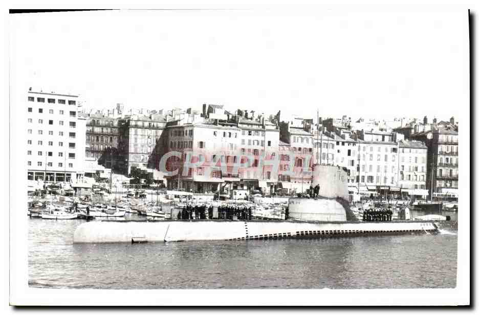 Sous-marin — port de Marseille — Photo Sp. DaudeLaire