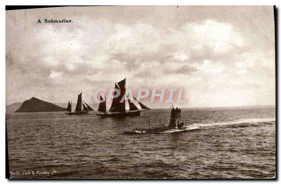 CPA Bateau Sous marin 