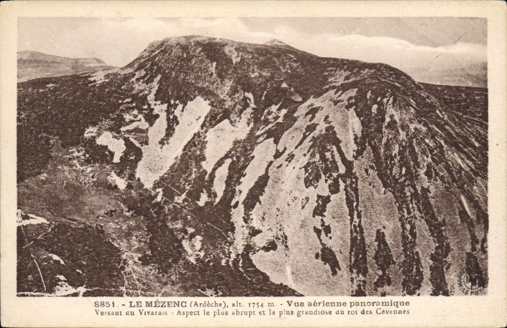 Le Mézenç (Ardèche) — Vue aérienne panoramique — Éditions d'Art Margerit Béchond, n° 8851