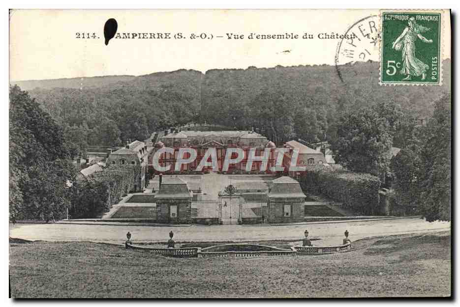 CPA Dampierre Vue d'ensemble du Chateau
