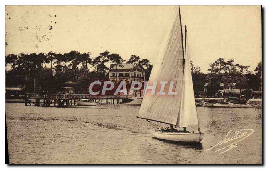 CPA Bateau Voilier Bassin d'Arcachon Debarcadere et l'hotel Restaurant Le Bellevue 