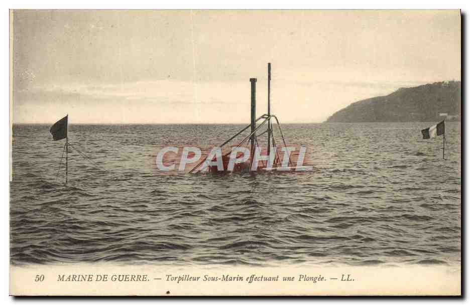 CPA Bateau Sous marin Sous-marin Torpilleur sous-marin effectuant une plongee