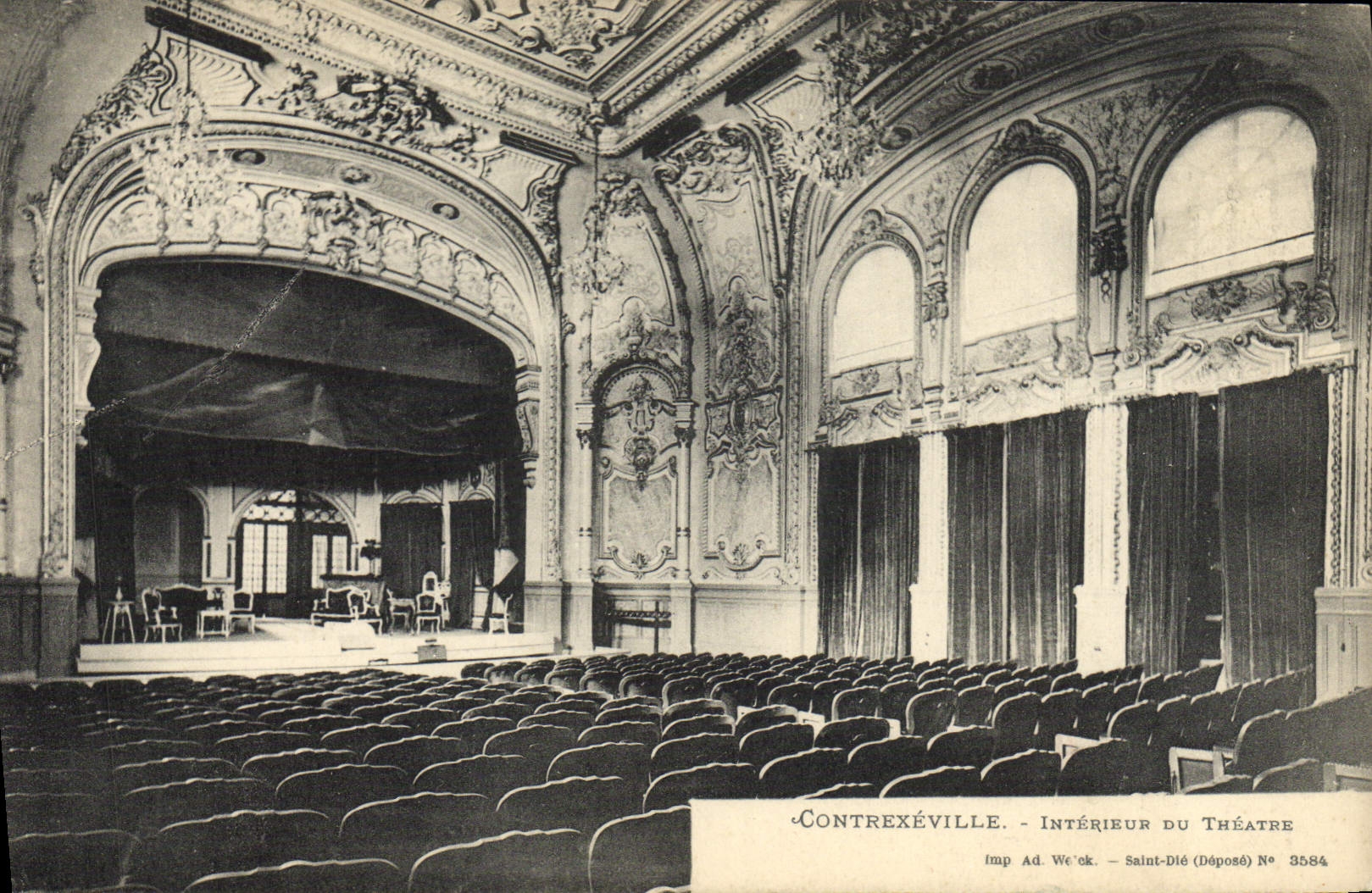 CPA Contrexeville Interieur du Theatre 