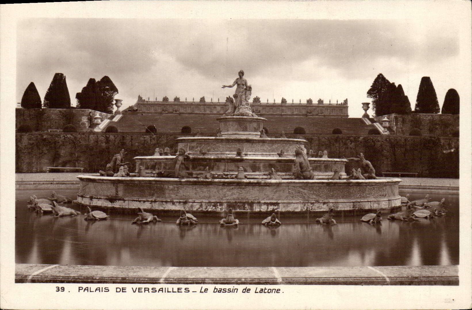 CPA Versailles Le Bassin de Latone