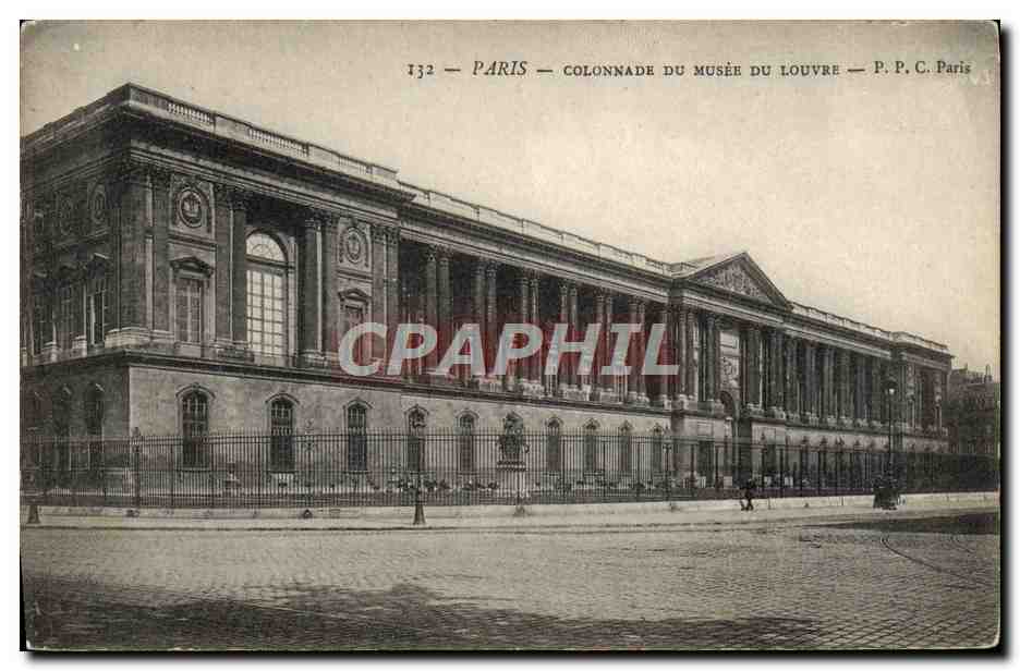 CPA Paris Colonnade Du Musee Du Louvre